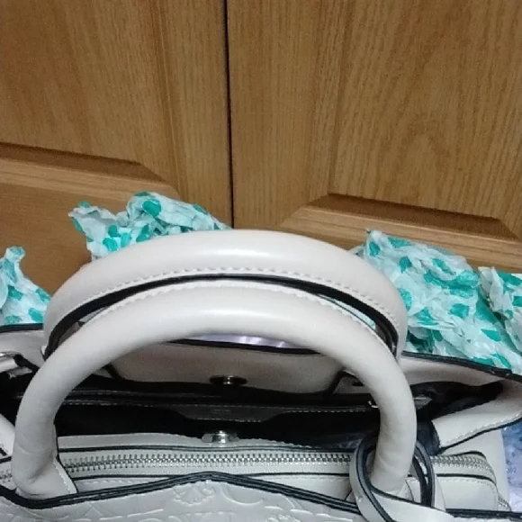 CXL By Christian Lacroix Beige Annabelle Tote And Matching Wallet - Picture 10 of 13